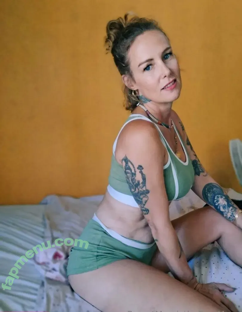 bestmomvideo nude photo #0005 (bestmomvideo)