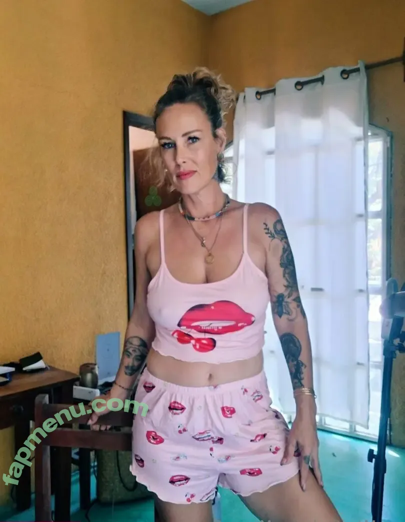bestmomvideo nude photo #0014 (bestmomvideo)