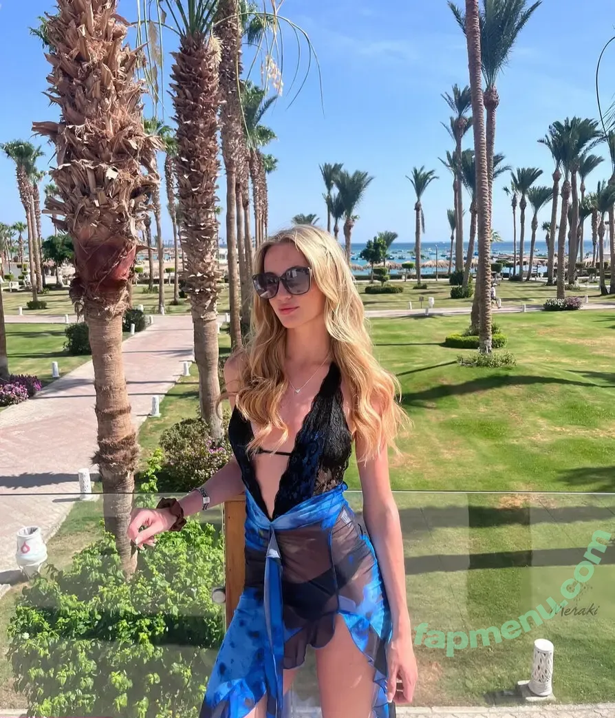 Bethany Webster nude photo #0013 (Bethanyw_xoxo / themotherwound)