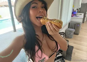 bhvnofficial / bevnofficial nude photo #0010