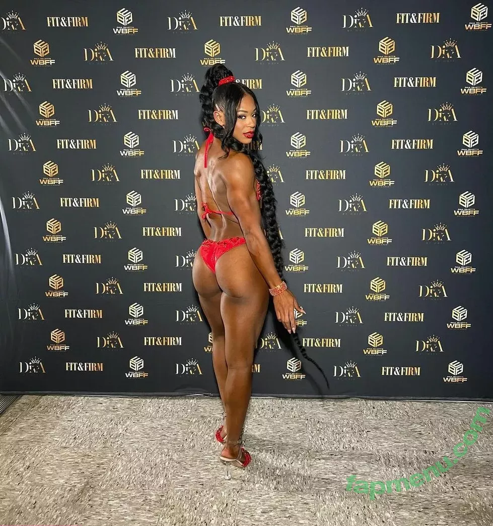 Bianca Belair nude photo #0003 (biancabelairwwe)