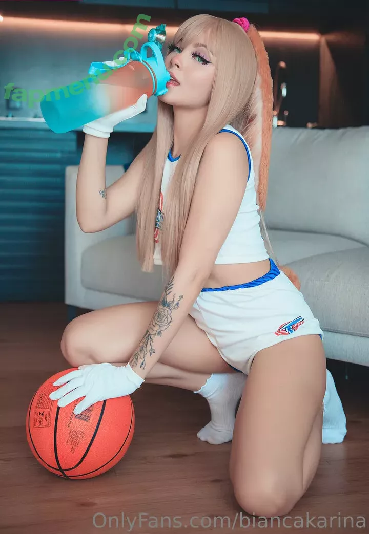 Bianca Karina nude photo #1037 (Biawhite / biancakariina / biancakarina)