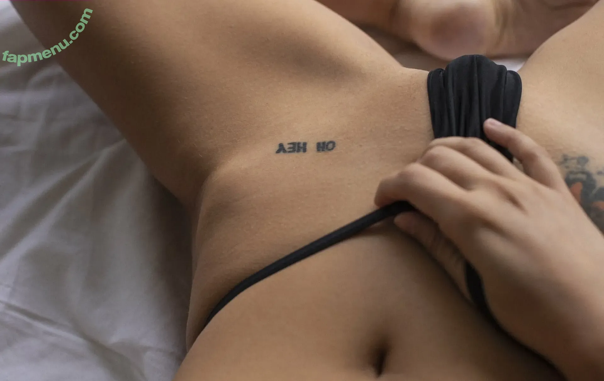 Bianca Molinas nude photo #0080 (love_biarad / lovebia)
