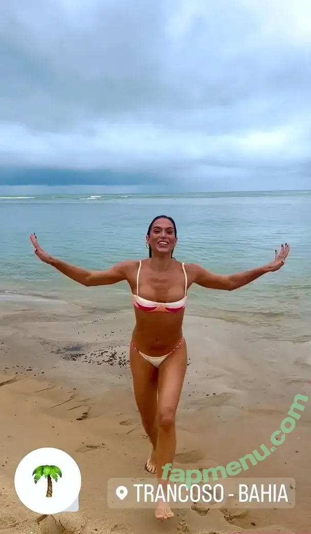 Bie & Branca Feres nude photo #0113 (Gêmeas do Nado Sincronizado / biaebrancaferes)