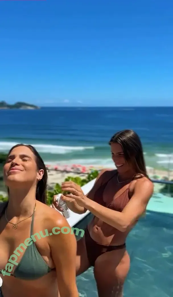 Bie & Branca Feres nude photo #0118 (Gêmeas do Nado Sincronizado / biaebrancaferes)