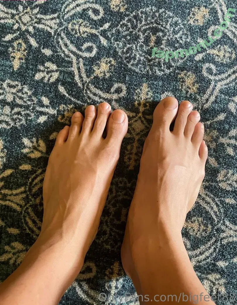 bigfeet88 nude photo #0006 (bigfeet88)