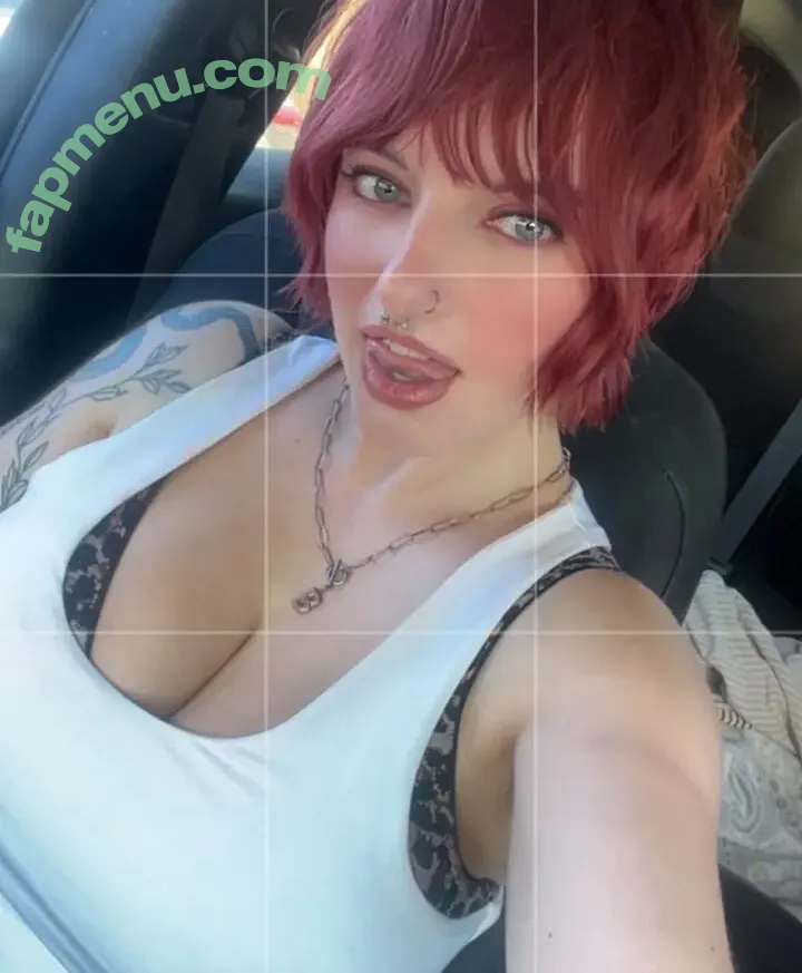 Biggratbastard nude photo #0062 (bigggstarr / briii_assshhh)