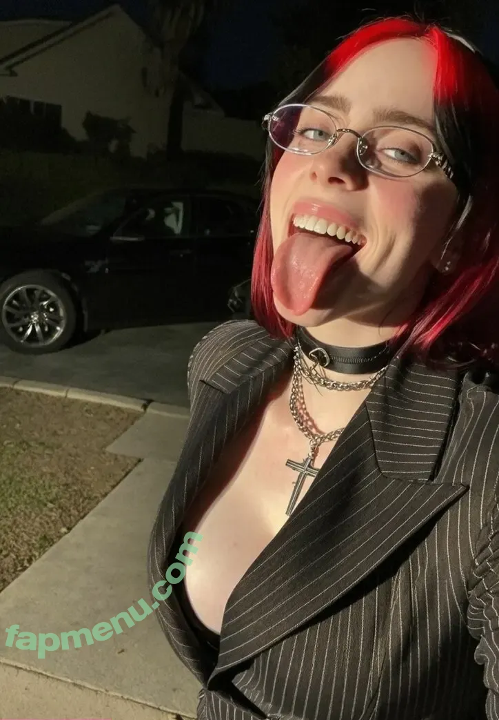 Billie Eilish nude photo #4074 (Fake / billeeilish / billieeilish)