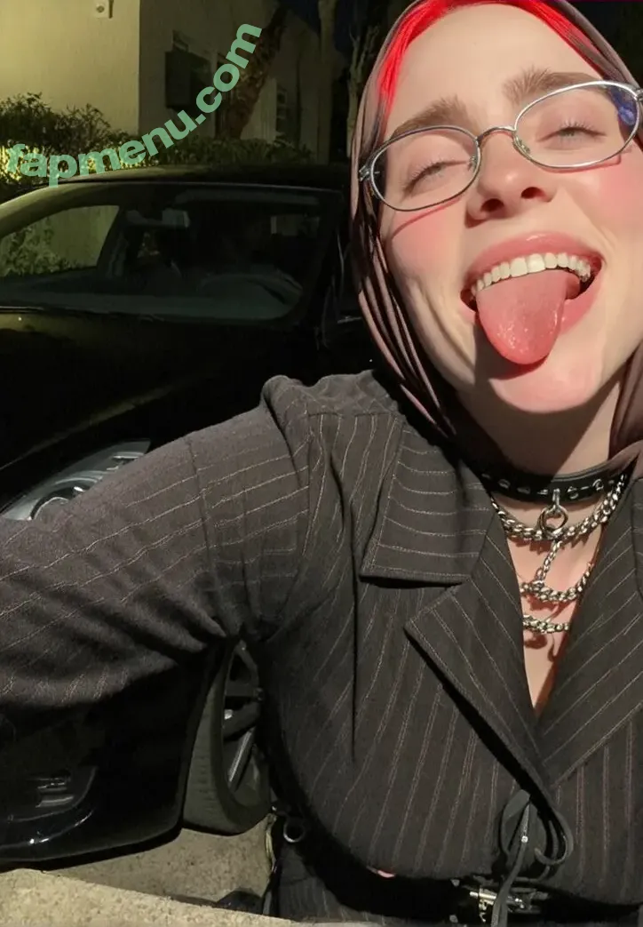 Billie Eilish nude photo #4078 (Fake / billeeilish / billieeilish)