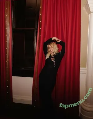 Billie Piper / billiepiper nude photo #0497
