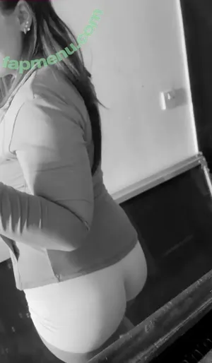 billiej.x / bslinkss nude photo #0015