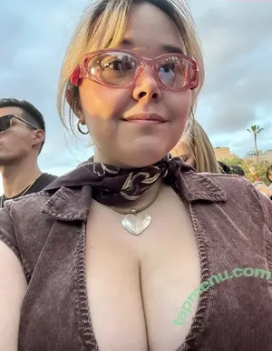 bingsuccino / 852579257 / mrs lagoon nude photo #0085