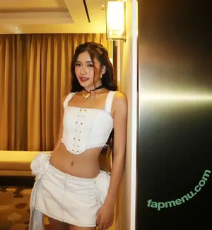 Bini Aiah / Aiah Arceta / bini_aiah nude photo #0016