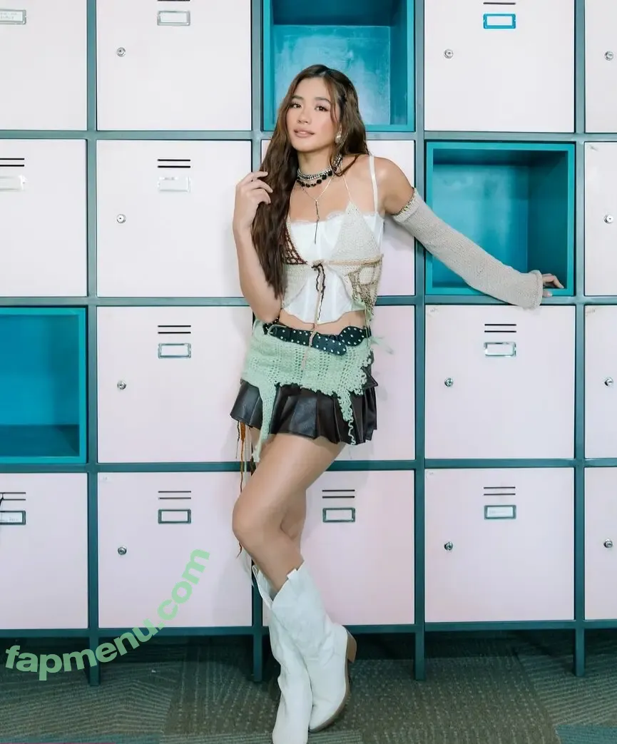 Bini Aiah nude photo #0024 (Aiah Arceta / bini_aiah)