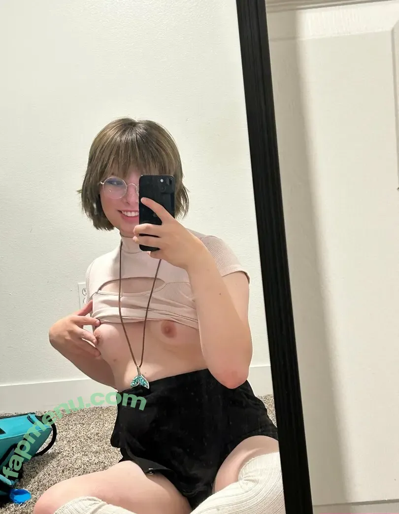 birdmoder nude photo #0010 (jstormbird)