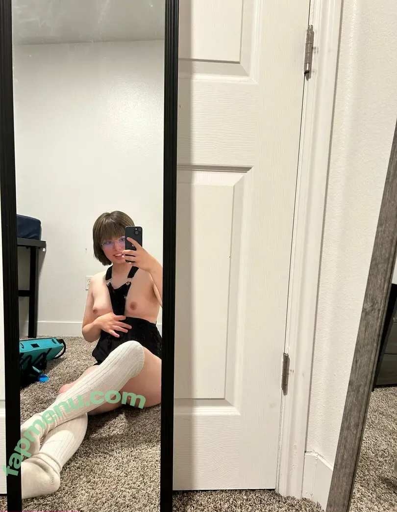 birdmoder nude photo #0012 (jstormbird)