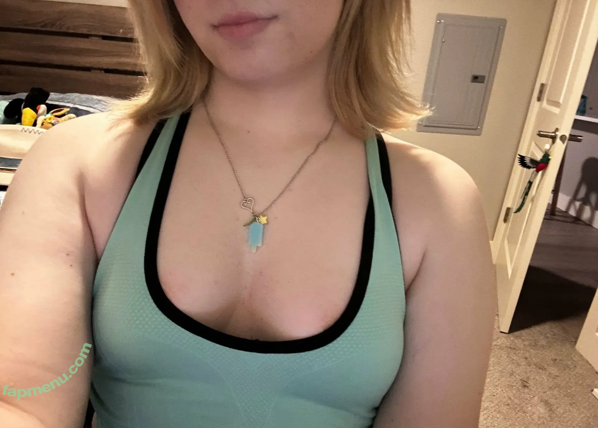 birdmoder nude photo #0042 (jstormbird)