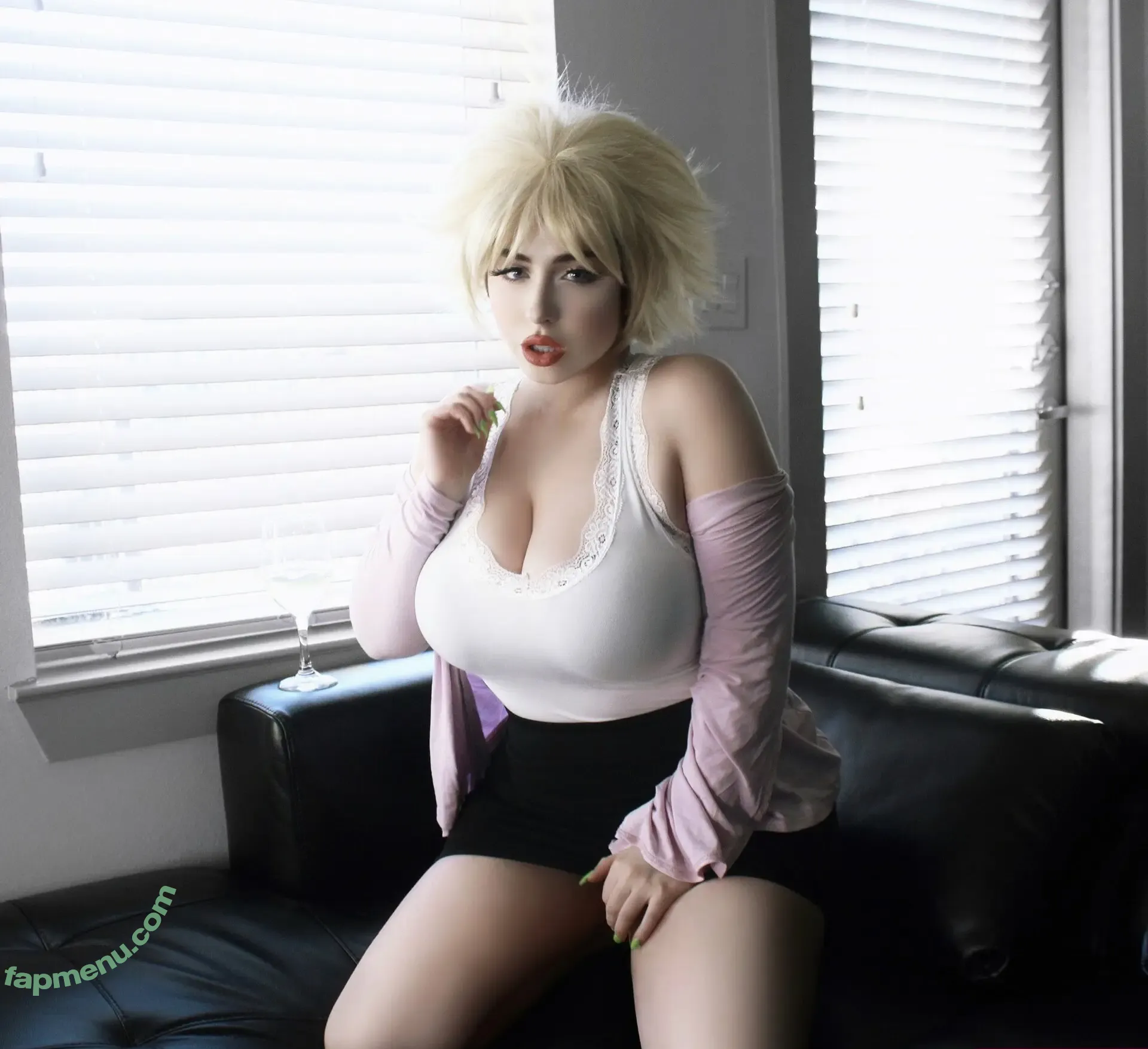 Bishoujomom nude photo #1411 (thejuliettemichele)