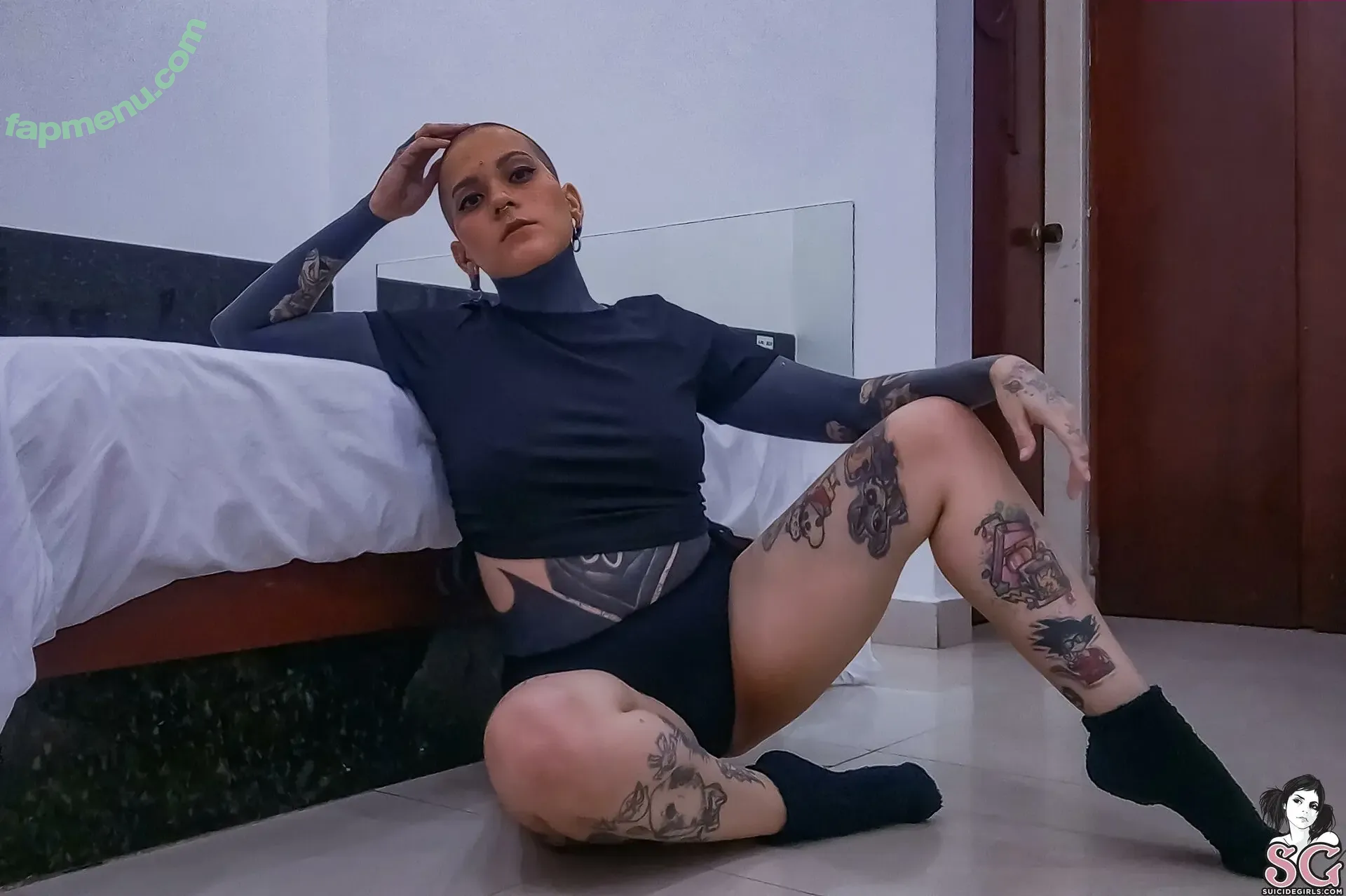 Blackmily nude photo #0002 (theblackmily)