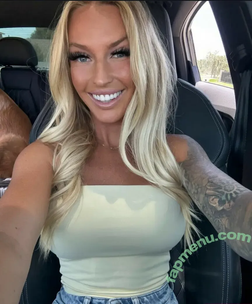 Blacktoppingblondie nude photo #0004 (Alex Hannah / blondehairedblondie)