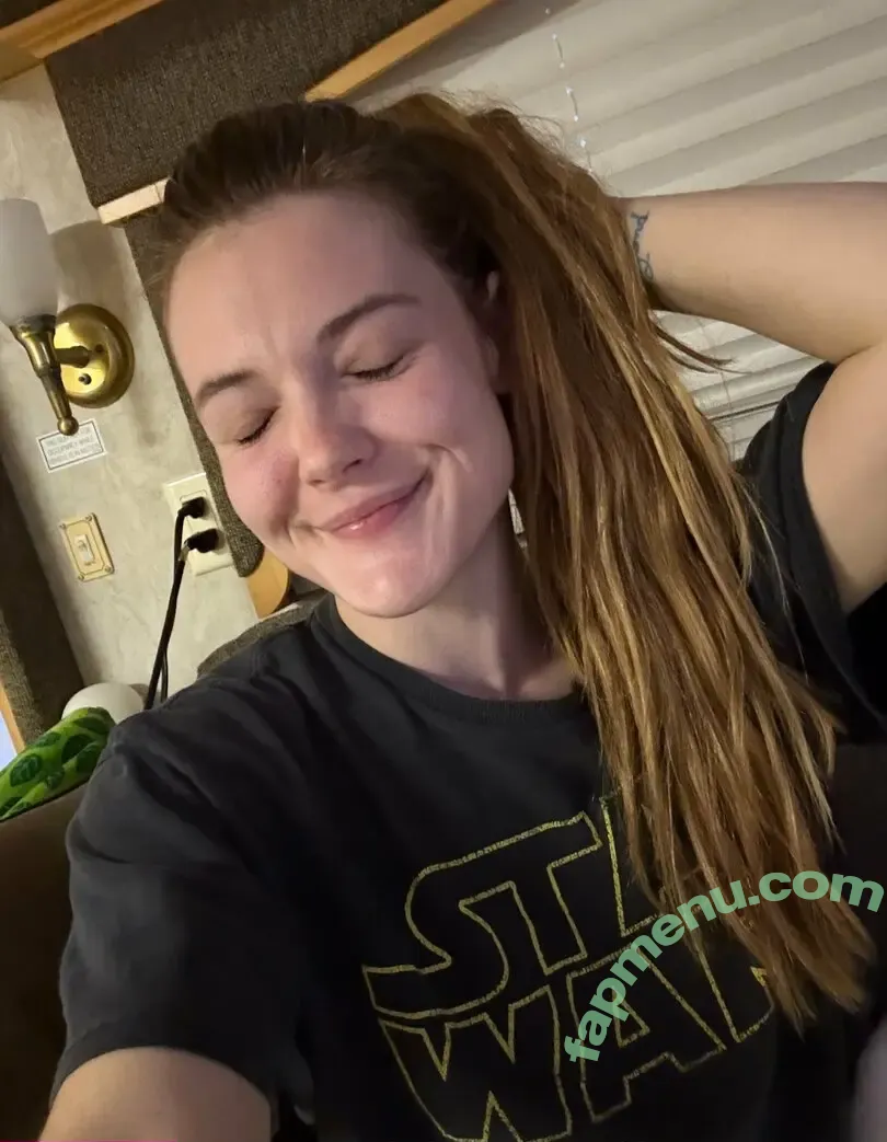 blazinghottietv2 nude photo #0180 (blazinghottietv)