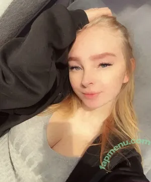  nude photo #0002
