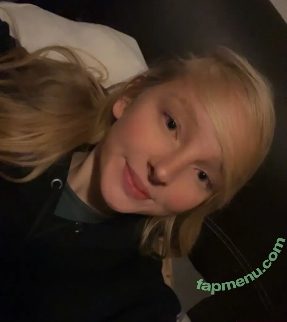 blonde_vivi nude photo #0020 (blonde_vivi)