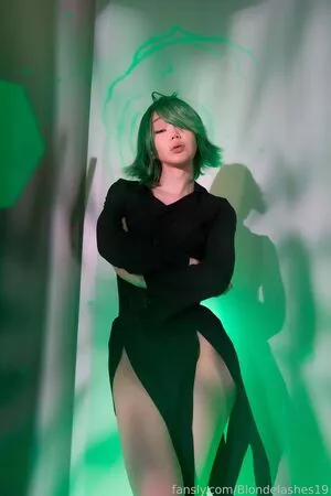 Blondelashes19 / oralstrawberry nude photo #0915