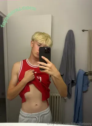  nude photo #0007
