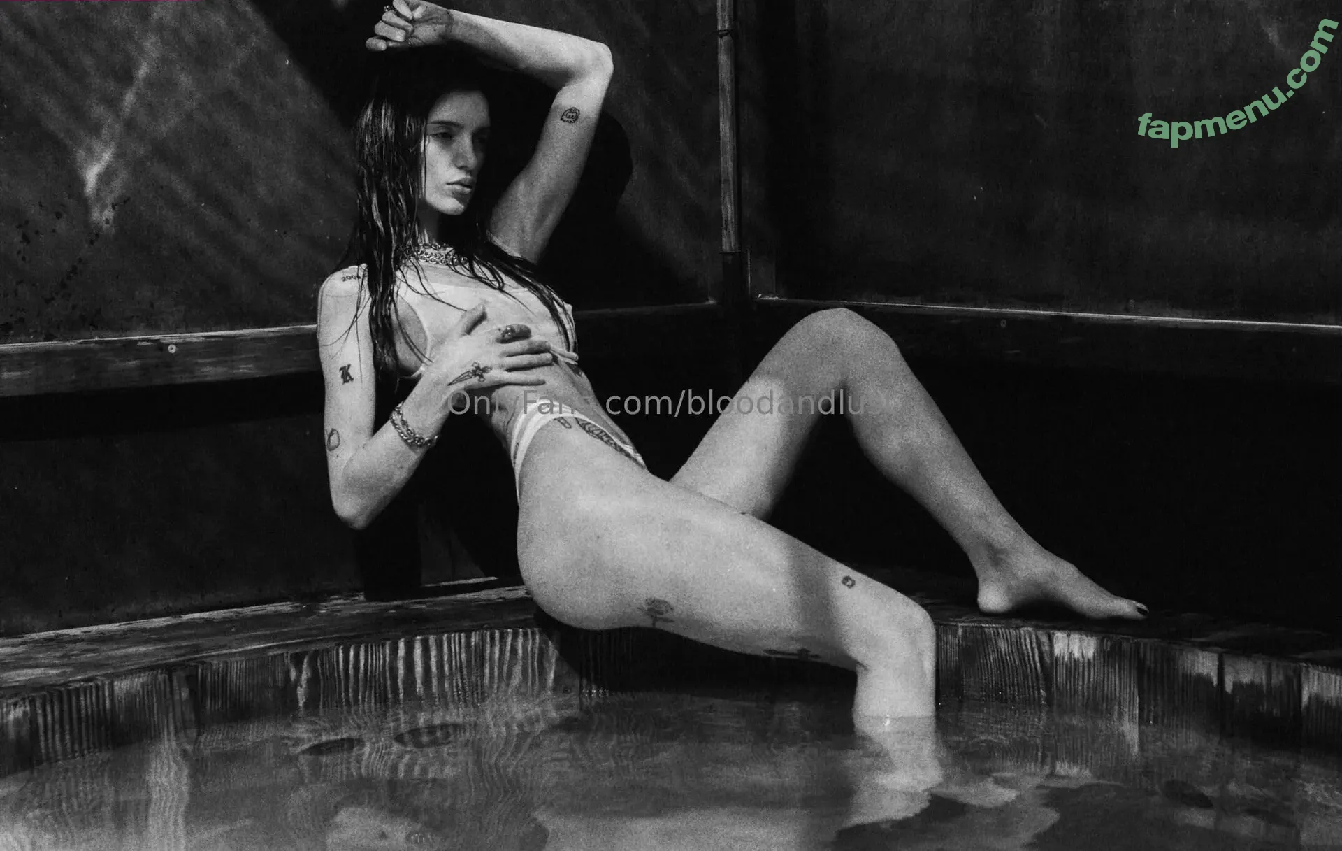 bloodandlust nude photo #0027 (bloodandlustmovie)