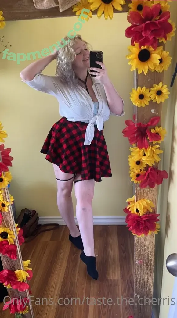 blossomxcherri nude photo #0066 (chxrryxblossom)