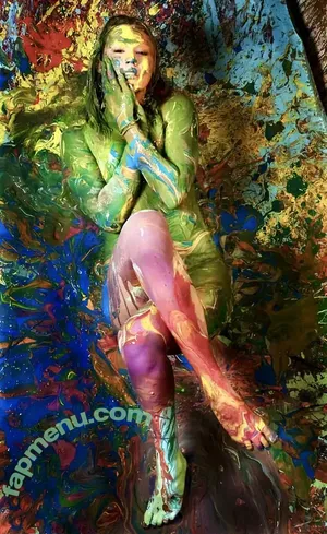 Body Painted Celebs. / bodypaintqueen nude photo #0052