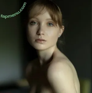 Bogdana Voloshyna / danusyavoloshina nude photo #0002