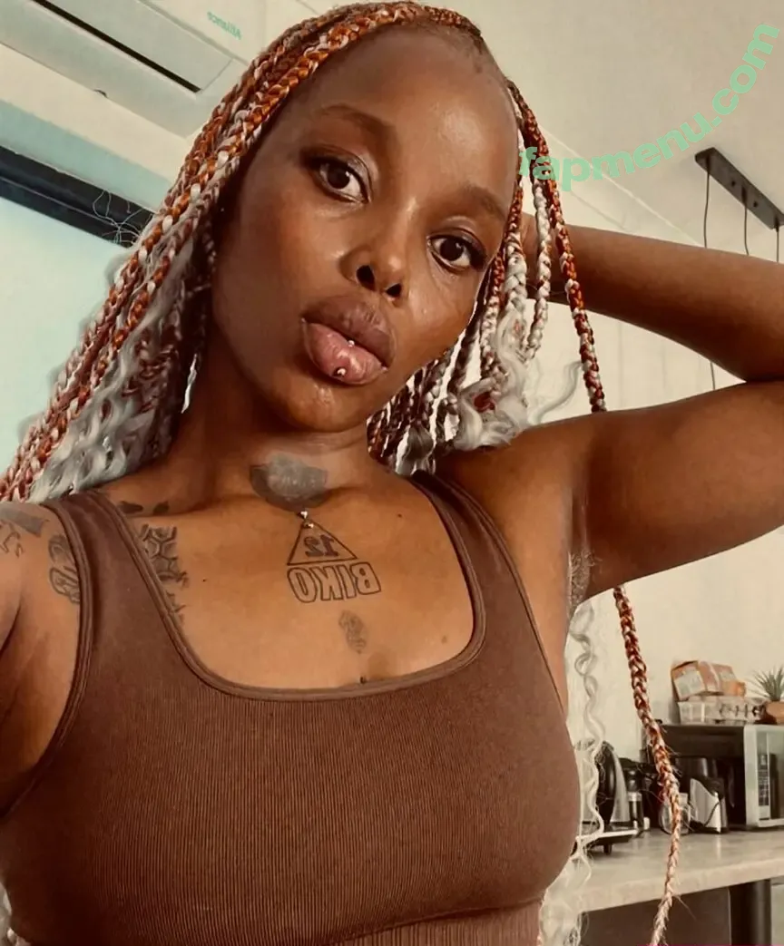 Boikyrsa nude photo #0004 (boikyslimthicker)
