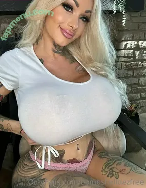 bombshelldezfree / fudge_goddess nude photo #0001