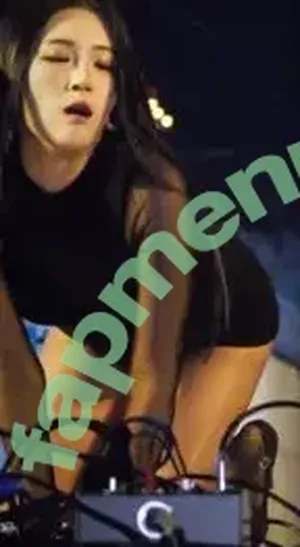 Bomi Girl Crush / girlcrushfancam nude photo #0066
