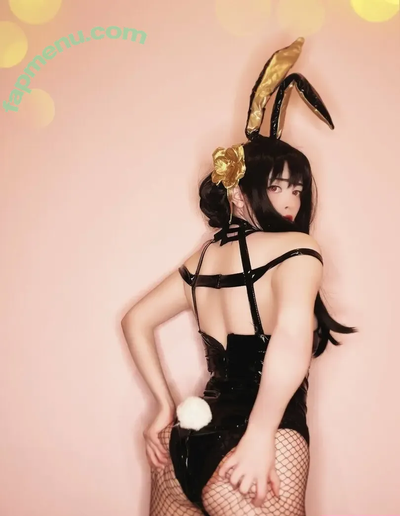 Bonbibonkers nude photo #0002 (honey_cot)