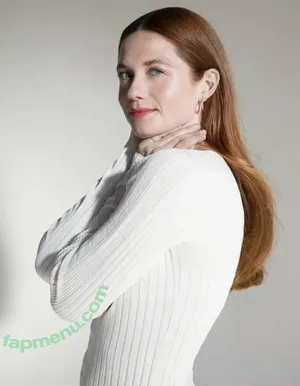 Bonnie Wright / thisisbwright nude photo #0216