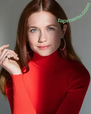 Bonnie Wright / thisisbwright nude photo #0217