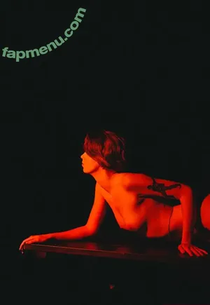 Bornin60s nude photo #0006