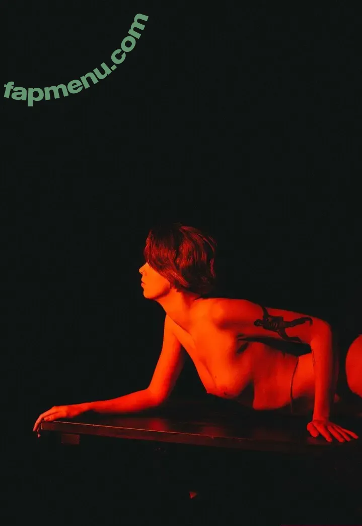 Bornin60s nude photo #0006 (Bornin60s)