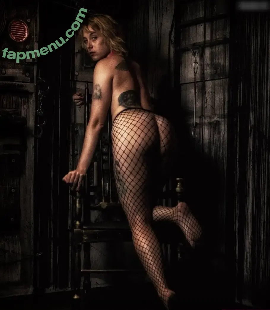BossBitch nude photo #0009 (BossBitch)