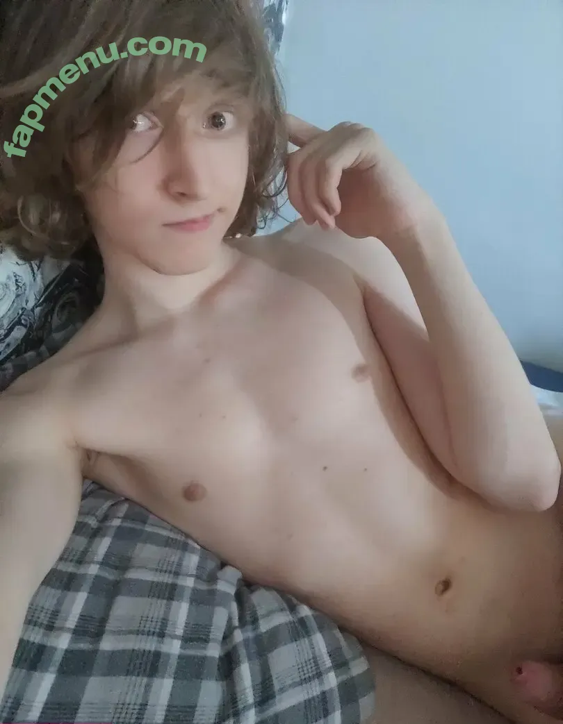 bottomquark nude photo #0004 (bottomquark)