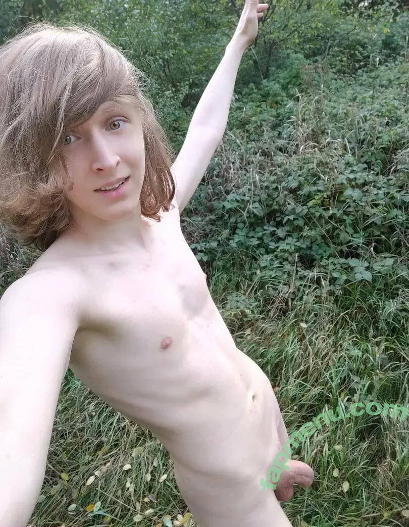 bottomquark nude photo #0016 (bottomquark)