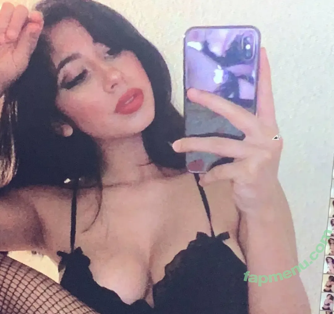 Brainwashedbrat nude photo #0003 (m3diawh0re)