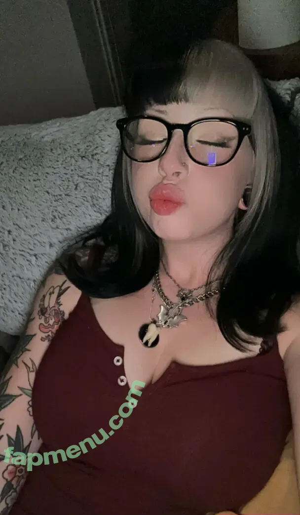 Brattykayla666 nude photo #0370 (Brattykayla666)