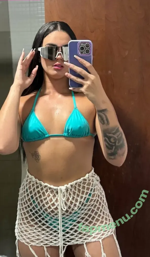 Brendavitoria nude photo #0003 (Brendavitoria)