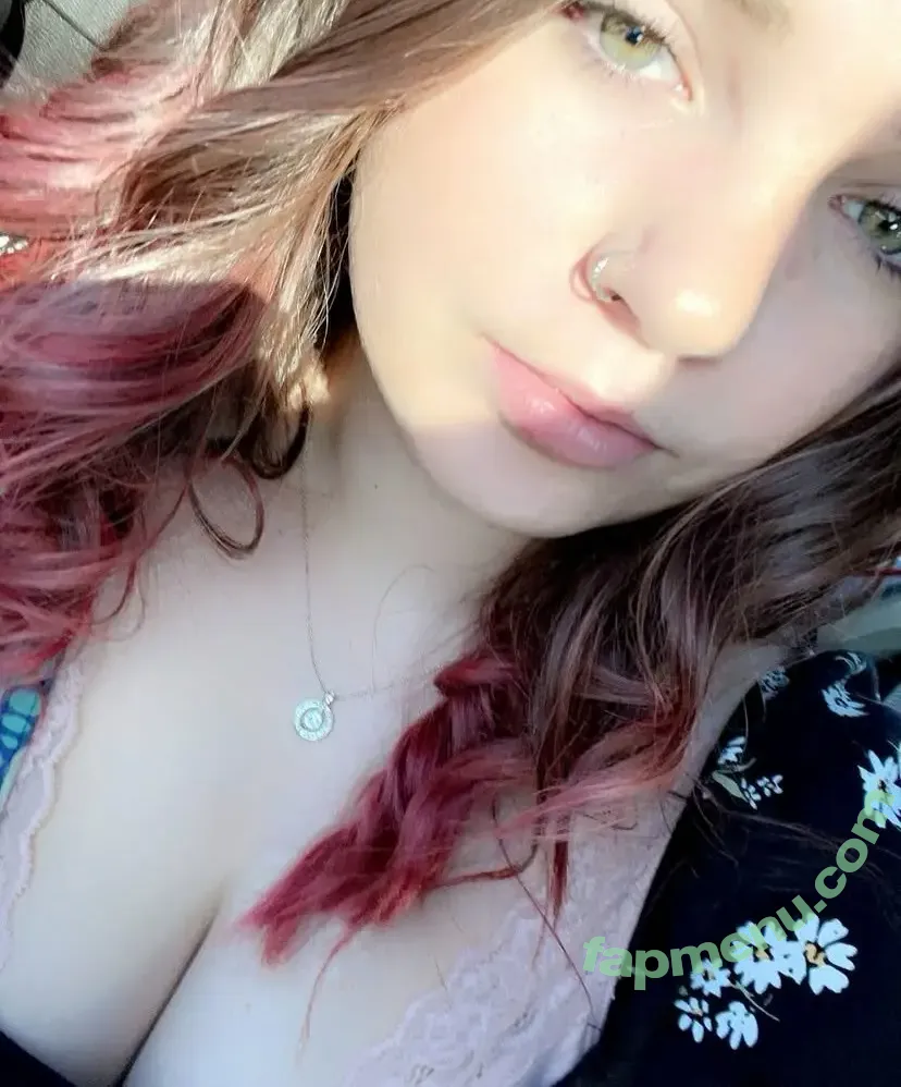 bri_lynn1406 nude photo #0001 (4ng3l.bri.1406 / brii.lynn420)