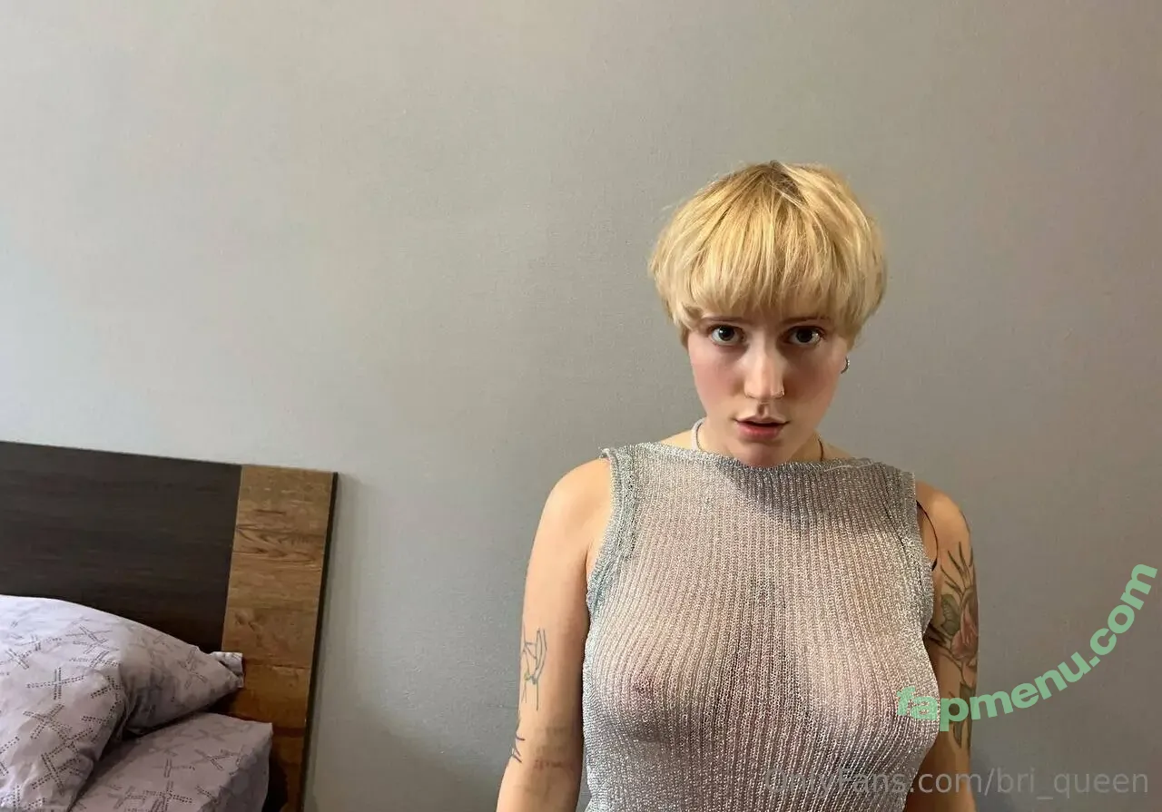 bri_queen nude photo #0020 (bri_brii23)