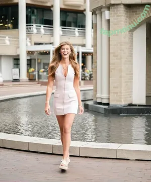 Brianna Duffield / briiduffield nude photo #0073